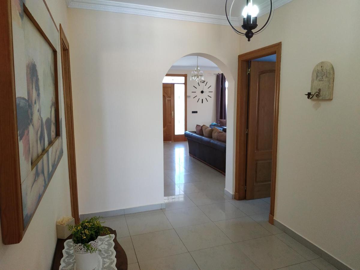 Villa Casa Del Sol 3 Bedroom Villa With Private Solar Covered 12M X 6M Pool Minimum Stay 7 Nights Chromecast And Wifi Throughout The Property Triquivijate Bagian luar foto