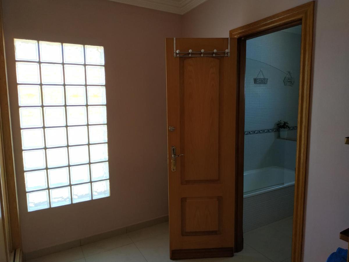 Villa Casa Del Sol 3 Bedroom Villa With Private Solar Covered 12M X 6M Pool Minimum Stay 7 Nights Chromecast And Wifi Throughout The Property Triquivijate Bagian luar foto
