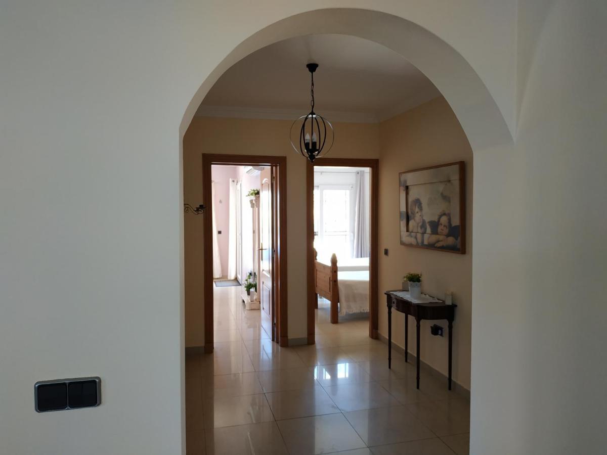 Villa Casa Del Sol 3 Bedroom Villa With Private Solar Covered 12M X 6M Pool Minimum Stay 7 Nights Chromecast And Wifi Throughout The Property Triquivijate Bagian luar foto