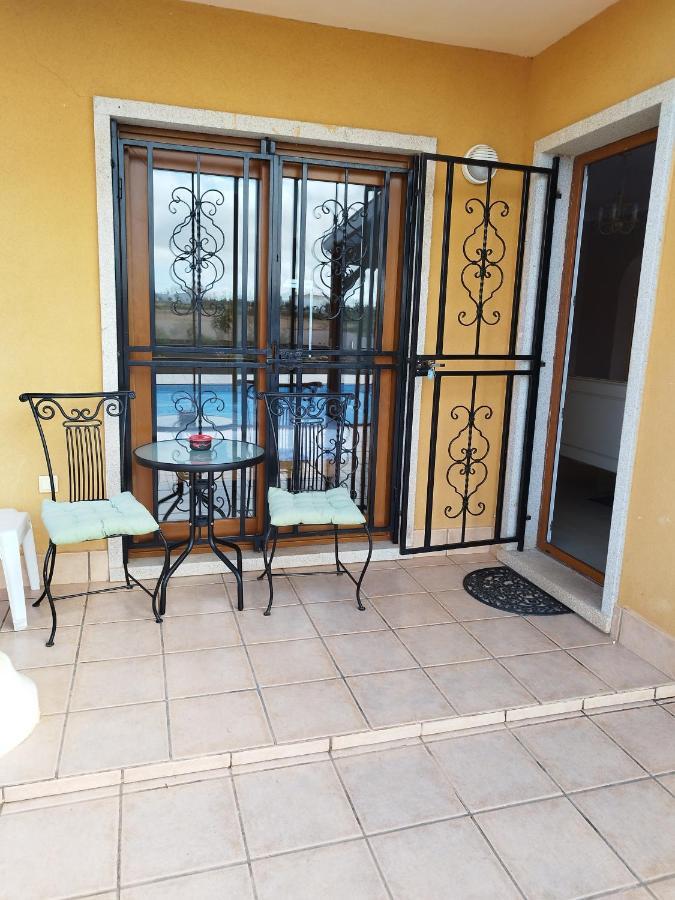 Villa Casa Del Sol 3 Bedroom Villa With Private Solar Covered 12M X 6M Pool Minimum Stay 7 Nights Chromecast And Wifi Throughout The Property Triquivijate Bagian luar foto